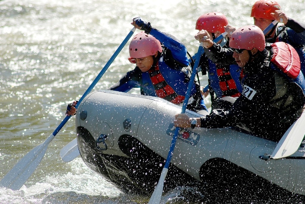 whitewater-725935_1280
