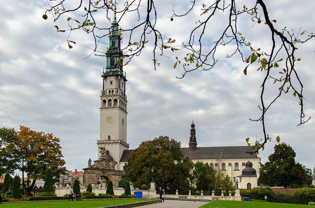 1024px-Częstochowa_klasztor_Jasna_Góra-2162