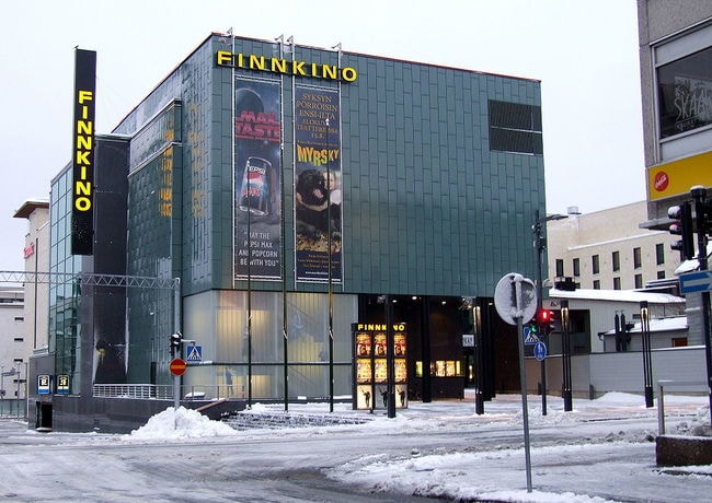 1024px-Finnkino_Plaza_Oulu_2008_11_01