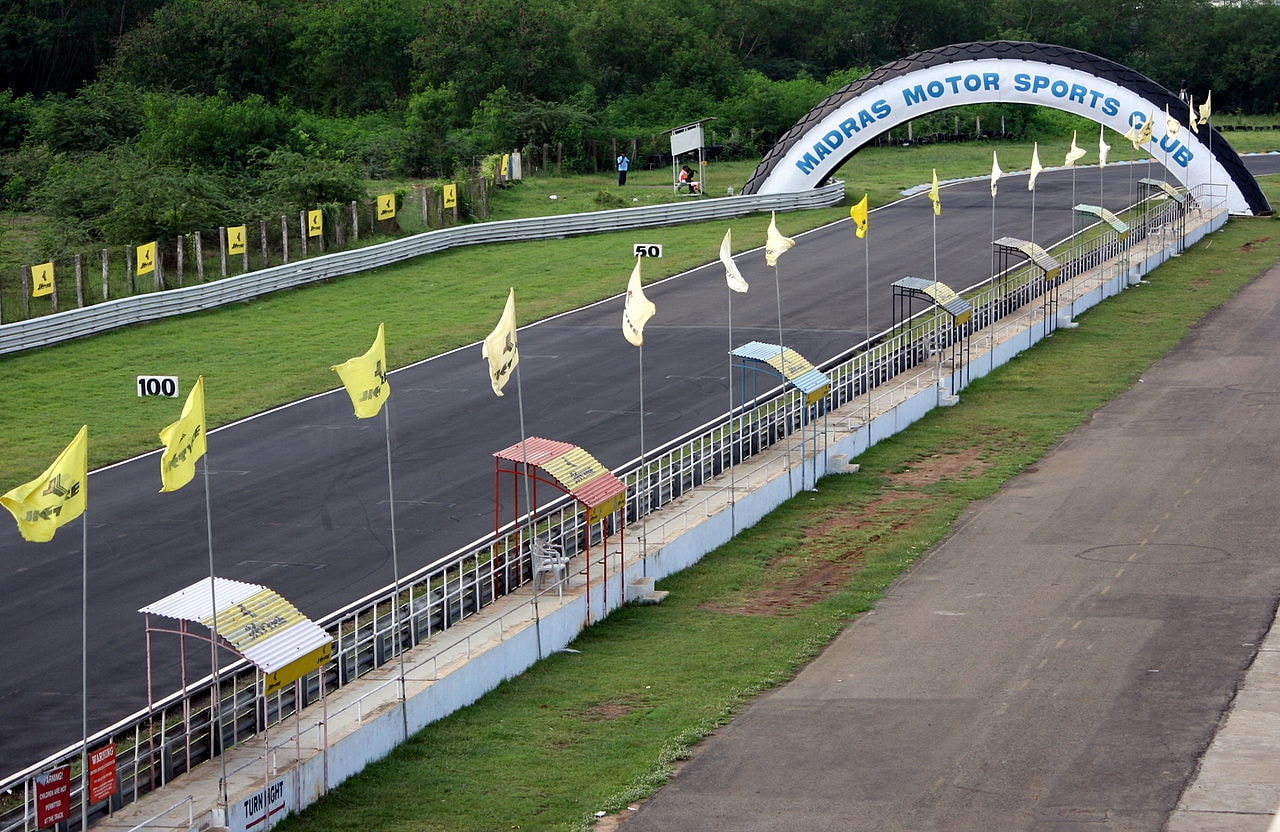 1280px-Irungaattukkottai_racing_track