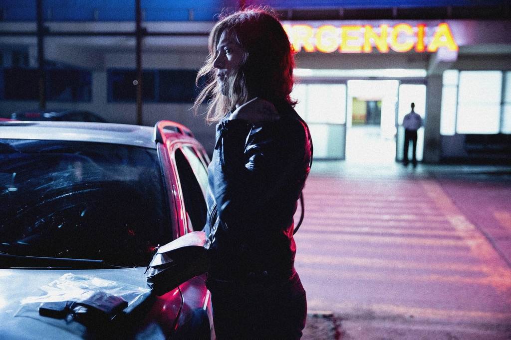 a-fantastic-woman-01