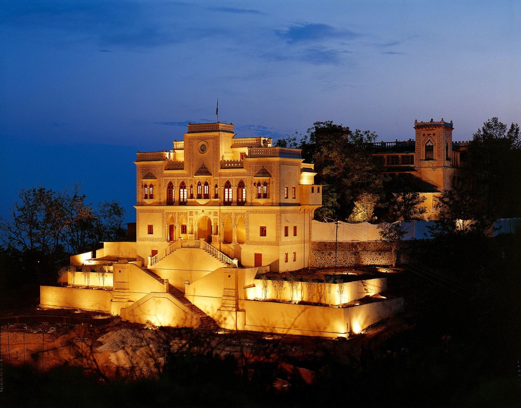 Ananda in the Himalayas - Night