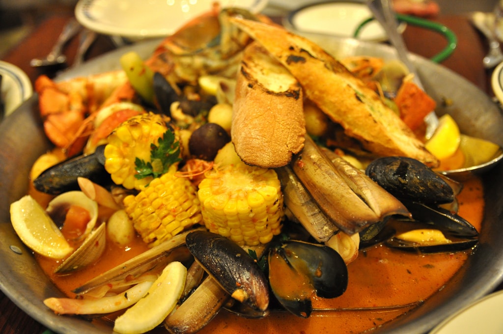 Fast Food Restaurants You Should Never Eat At Fast Food Restaurants You Should Never Eat At
