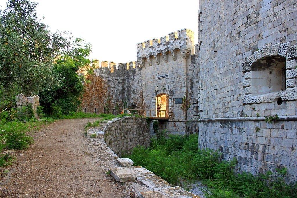 Fort_Mamula_01