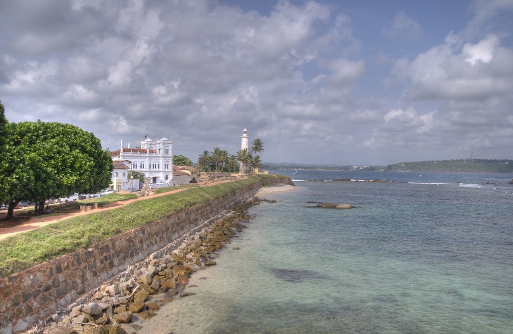 2437693002_934ecbb66a_b