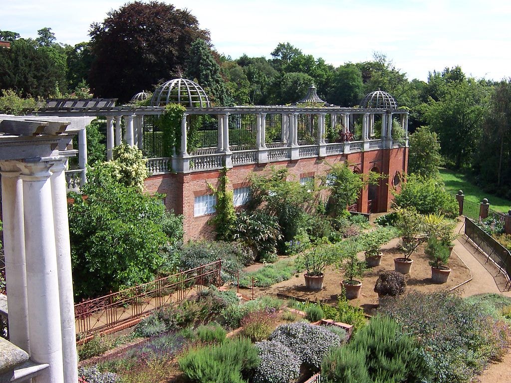 Hampstead House Pergola