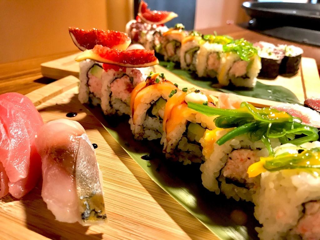 Sushi y Tapas