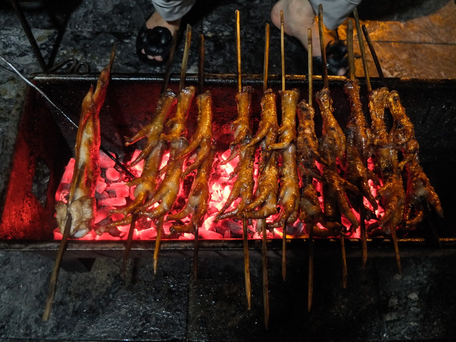 6 Makanan dan Minuman 'Terlarang' di Vietnam yang Bisa Sebabkan