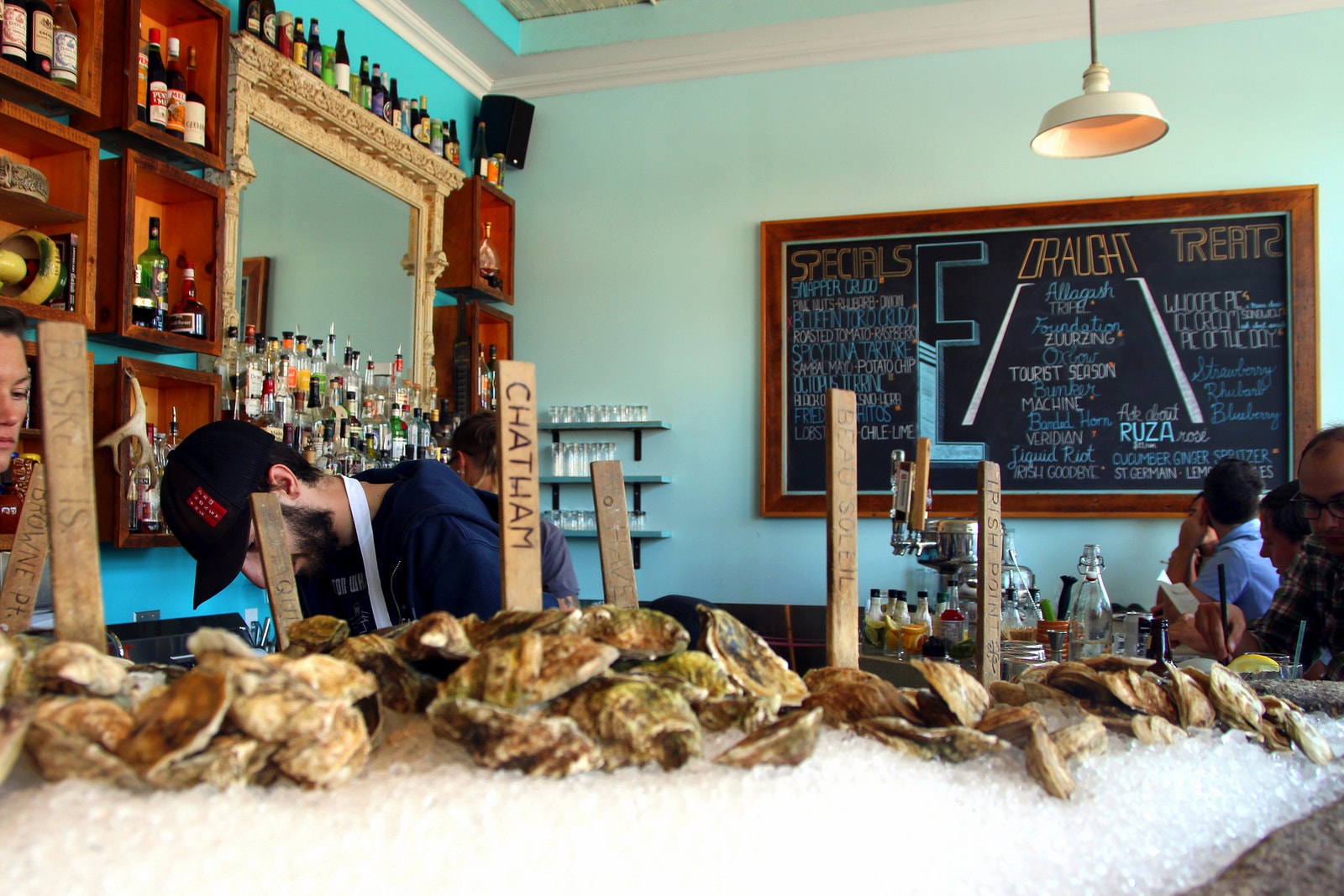 The Best Places To Eat Oysters In Maine