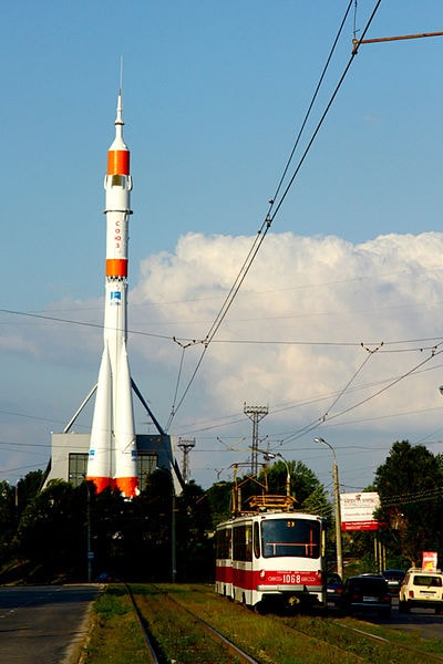 400px-R-7_Rocket_at_the_Samara_Space_Museum