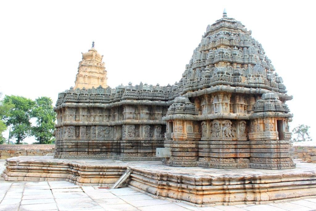 Lakshmi Narasimha Temple, Nuggehalli | © Abhin@v