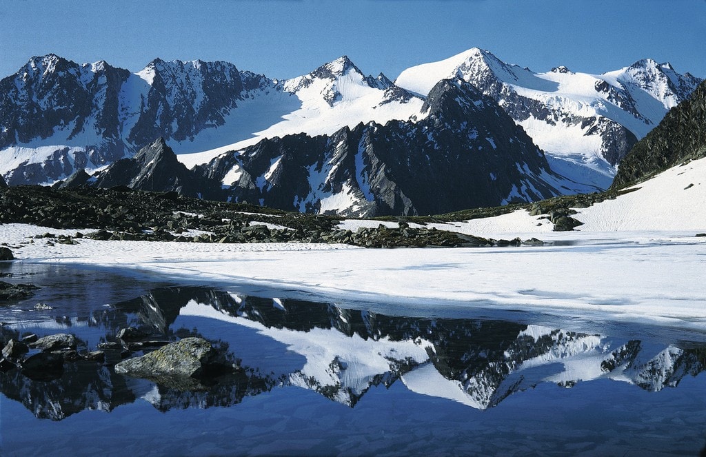 lowres_00000000681-rinnensee-stubaier-alpen-tirol-gegen-seespitzen-kraeulspitze-oesterreich-werbung-Josef Mallaun - Edited