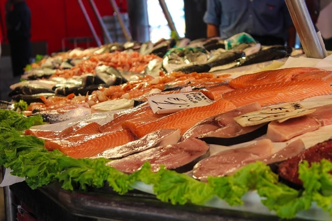 market-897990_1920