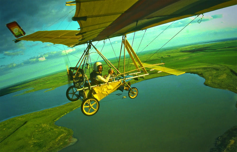Charles O'Rear flies ultralight in North Dakota