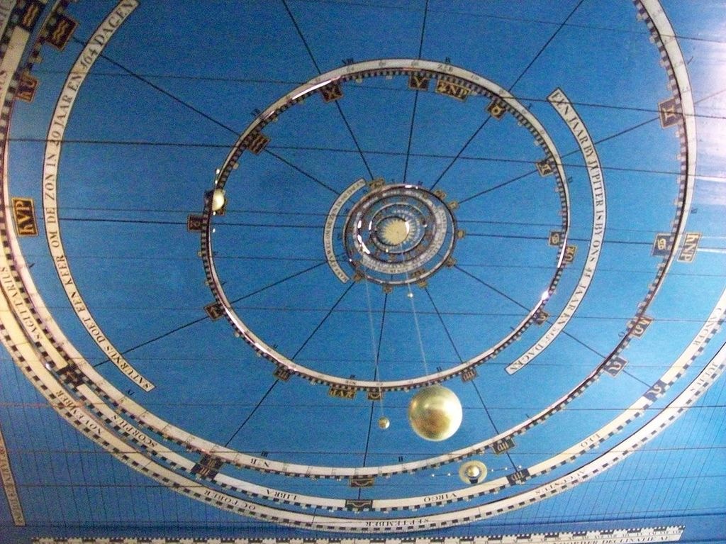1200px-FranekerPlanetarium