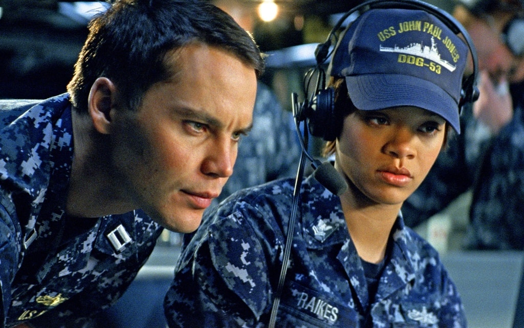 battleship-movie-image-taylor-kitsch-rihanna