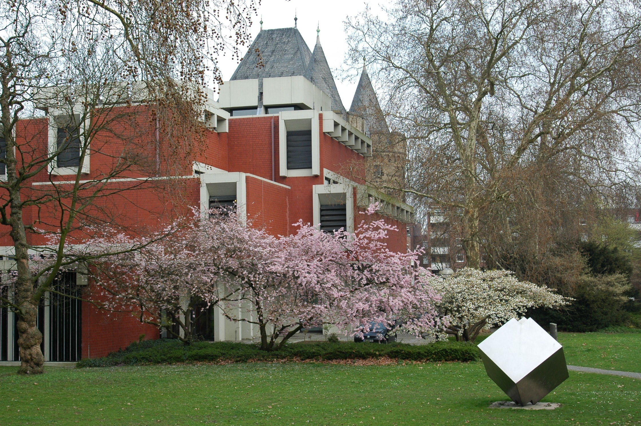 Clemens-Sels-Museum_und_Obertor(1)