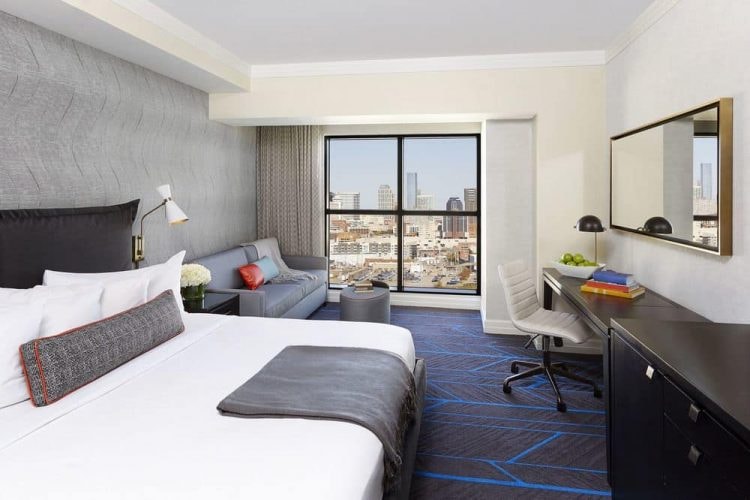 premium suite, Hutton Hotel