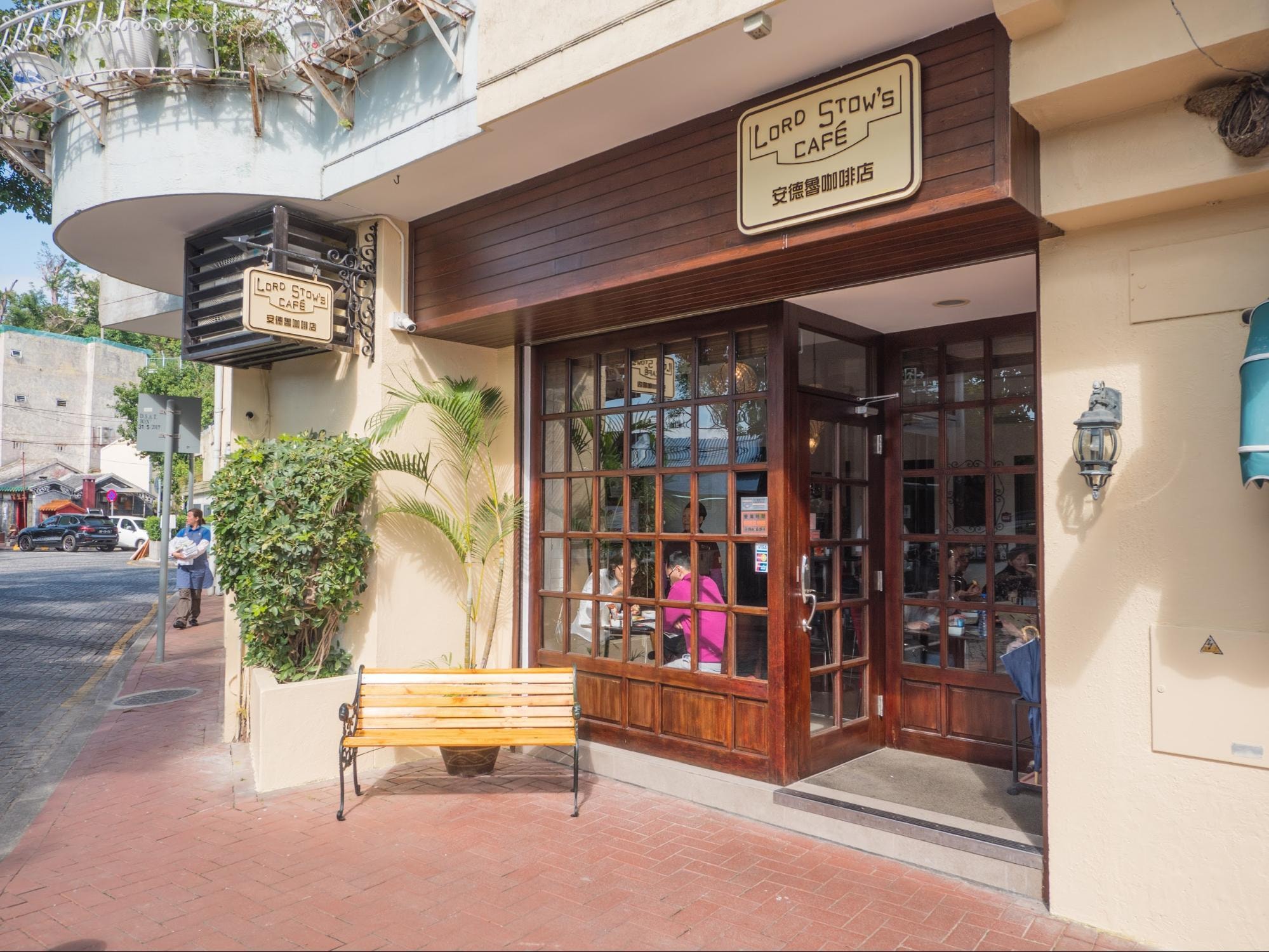 Lord-Stow’s-bakery-Macau-egg-tarts