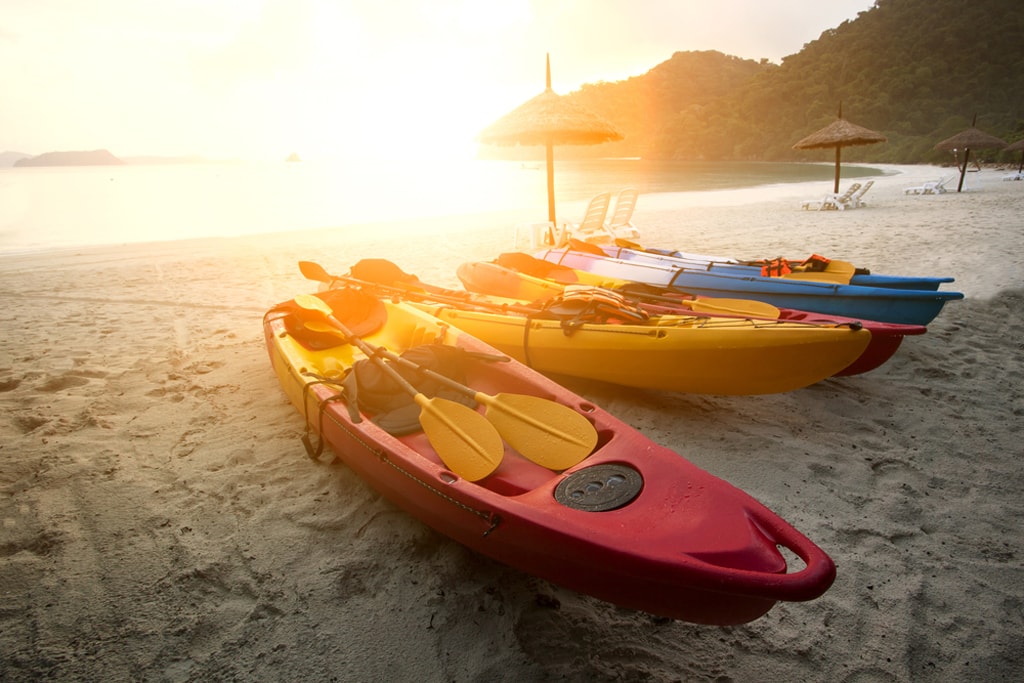 Sea-Kayaking-in-Myanmar