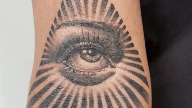 Tattoo studios_Black Lodge-min