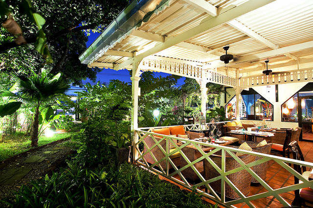 Issaya Siamese Club, Bangkok