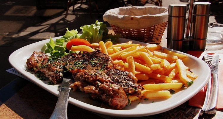 Ray's The Steaks