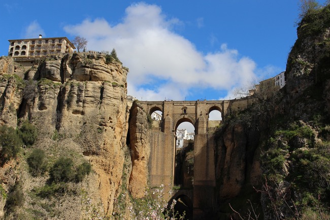 Puente Nuevo, Calle Armiñán