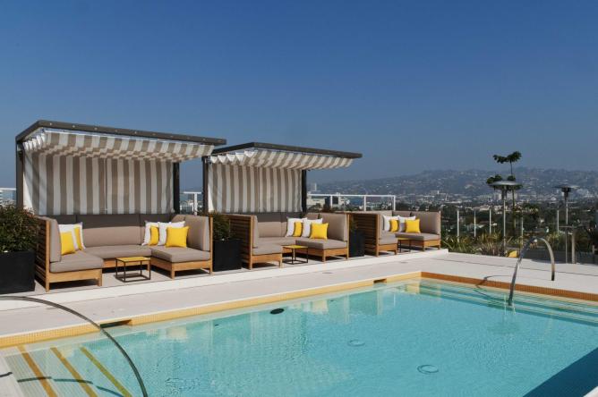 The Roof on Wilshire