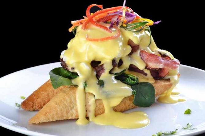 Eggs Benedict