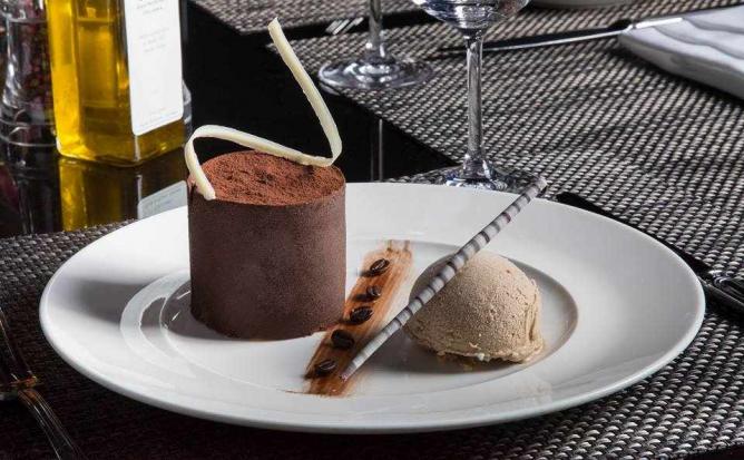 Tiramisu at Quattro