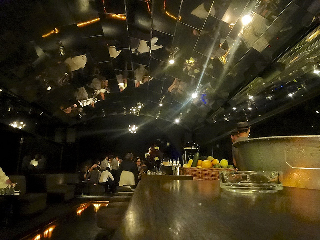 Bar Tausend