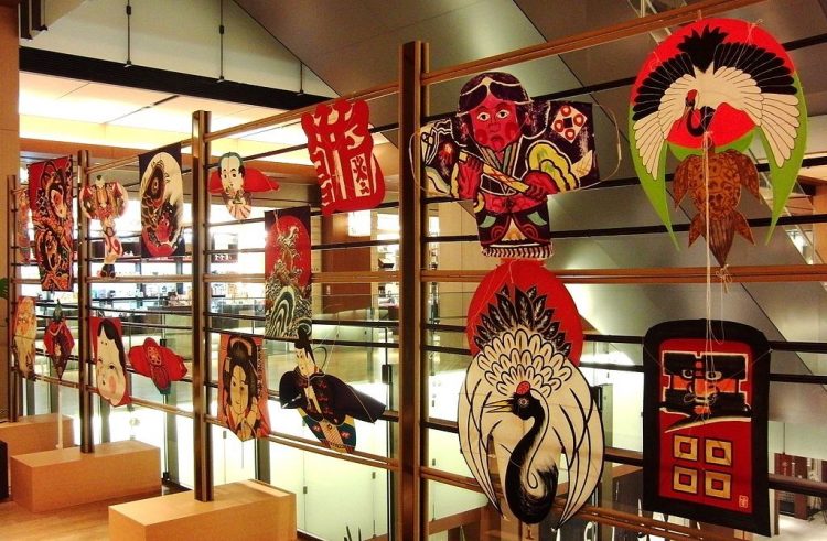 An image of Japanese kites