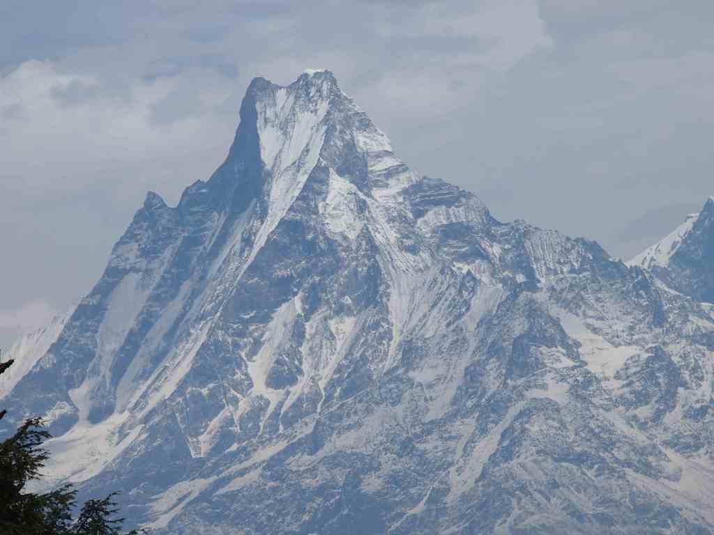 This Epic Hiking Trail Spans the Entire Himalayan Chain