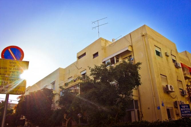 56-256573-workers-residence-35-frishman