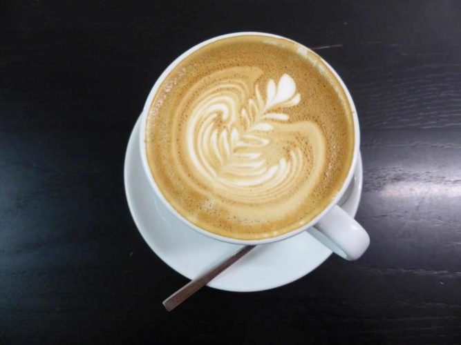 A creamy latte