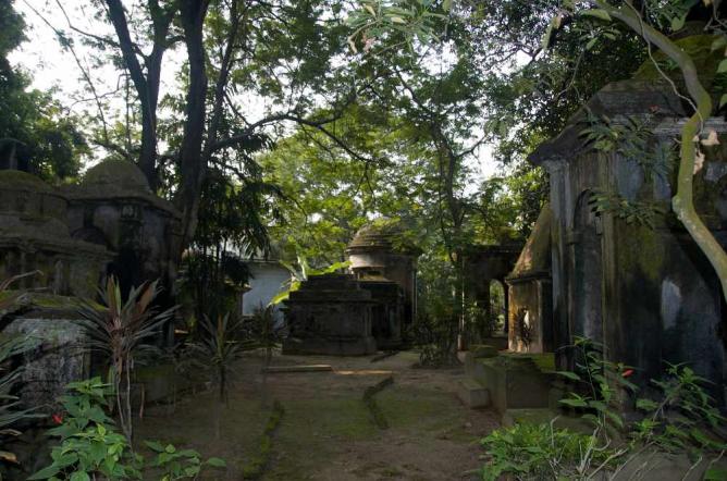 South Park Street Cemetery, Kolkata