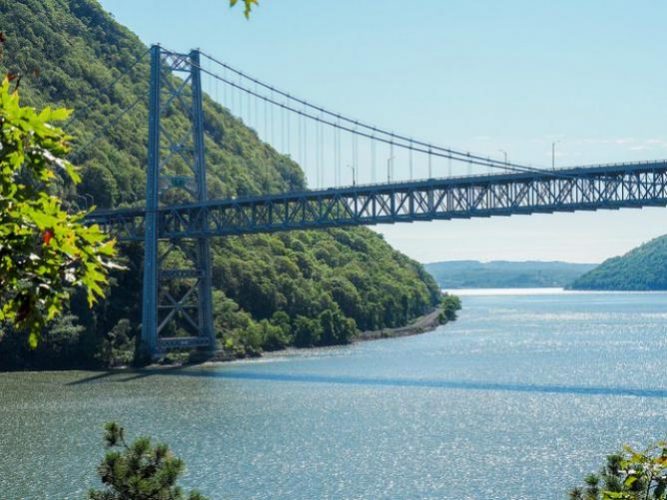 Bear Mountain Bridge