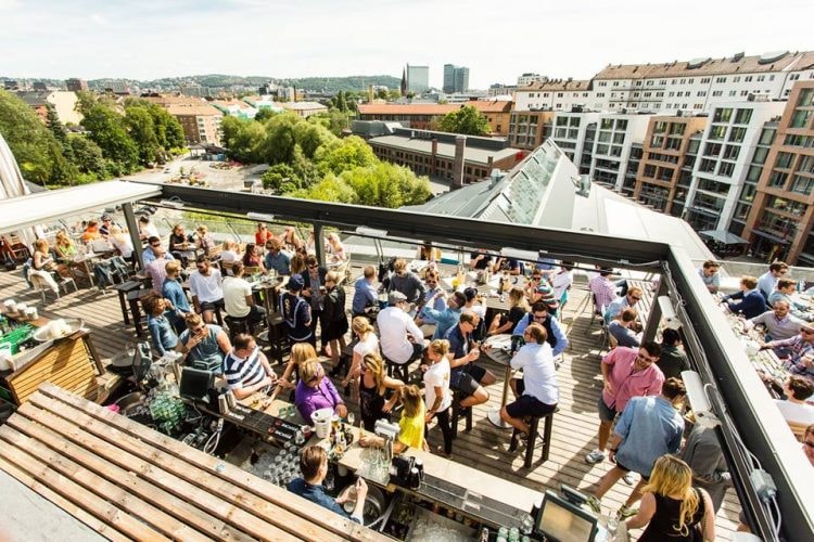 The terrace at BAR Vulkan, Courtesy of BAR Vulkan