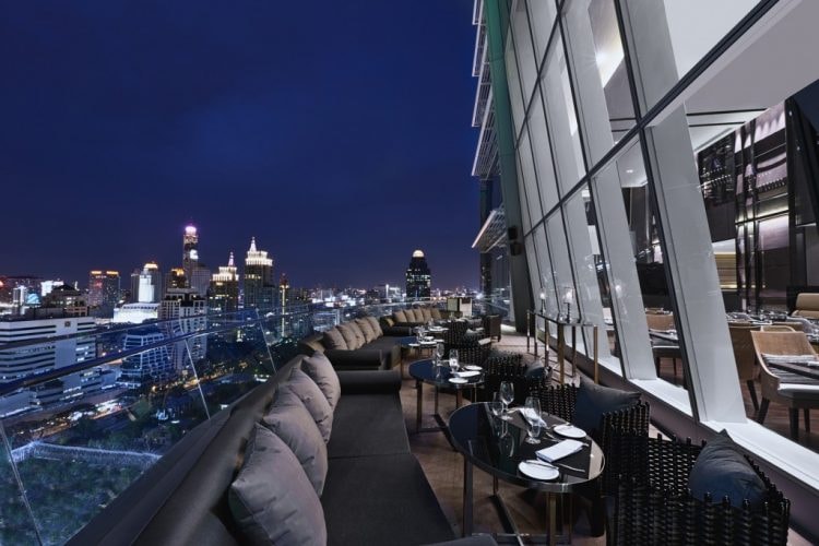 up-above-bar_night-1024x682
