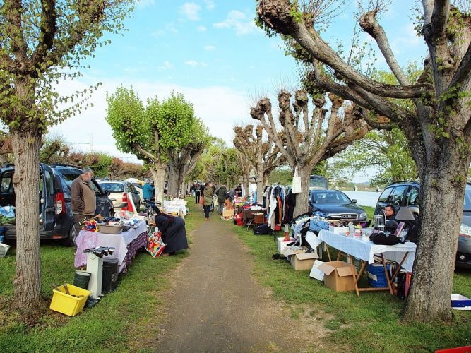 A vide grenier in Cannes