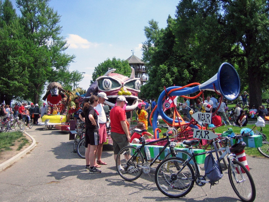 A Guide to the Sculpture Race in Baltimore, MD