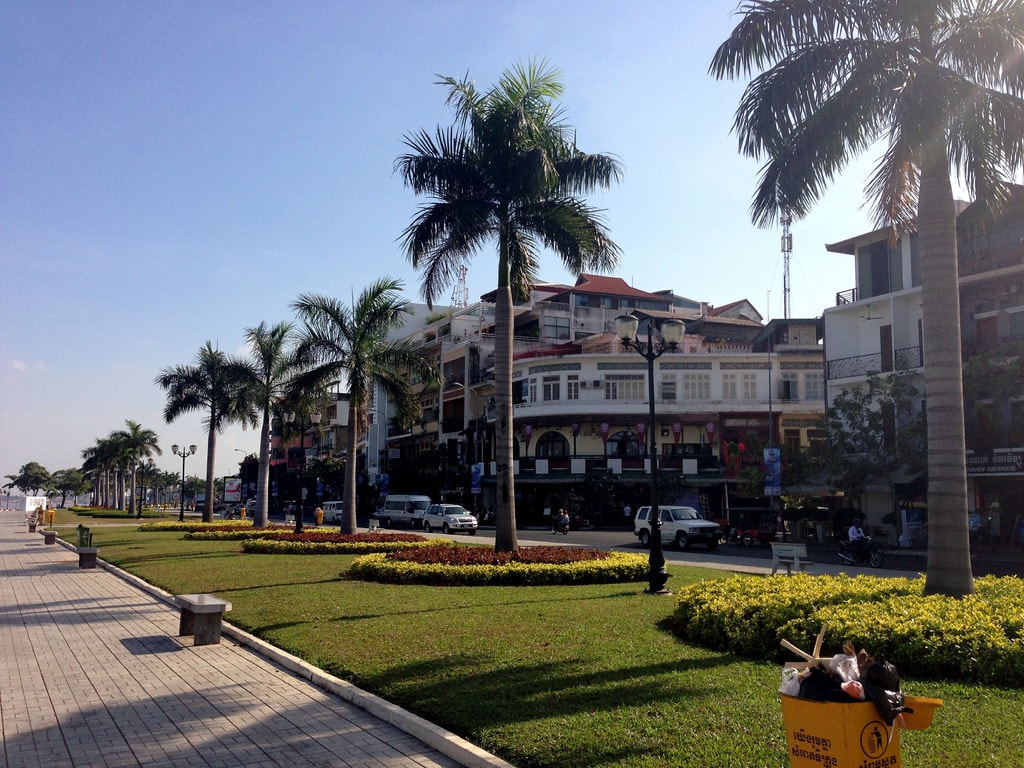 The 10 Best Bars on Phnom Penh's Riverside