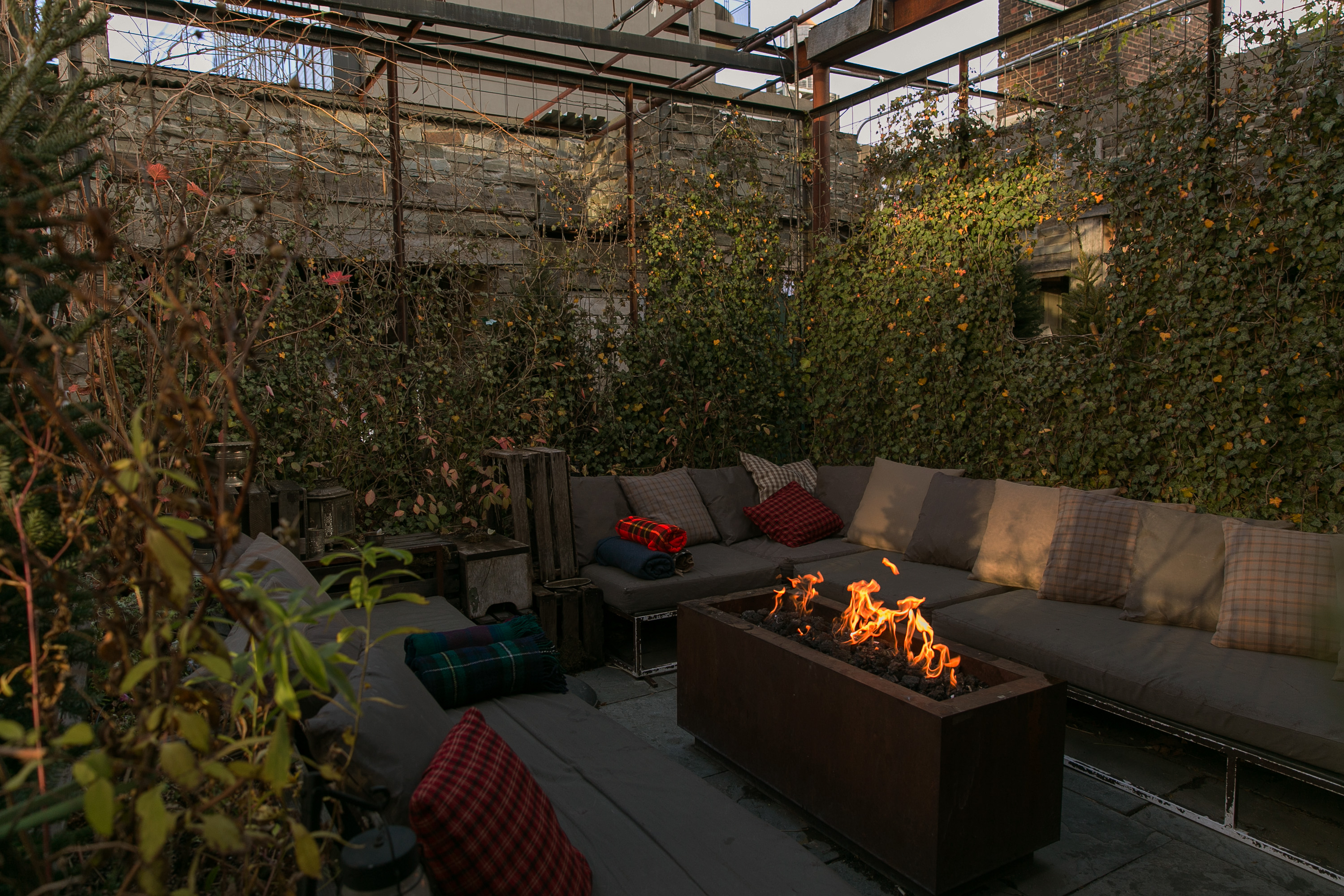 The 13 Best Rooftop Bars In Manhattan