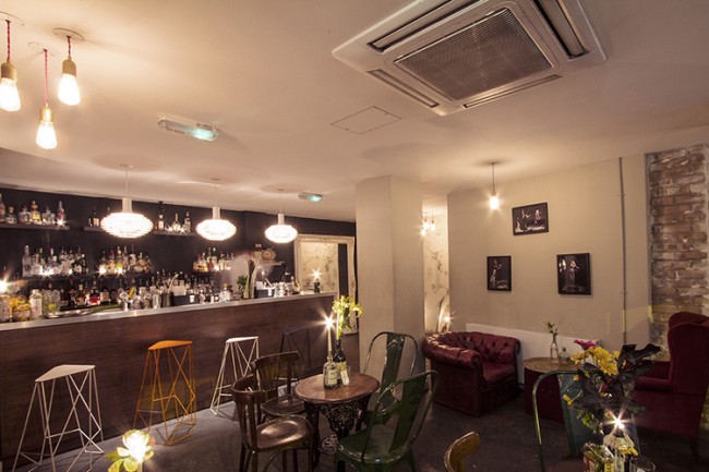 Looking Glass Cocktail Club