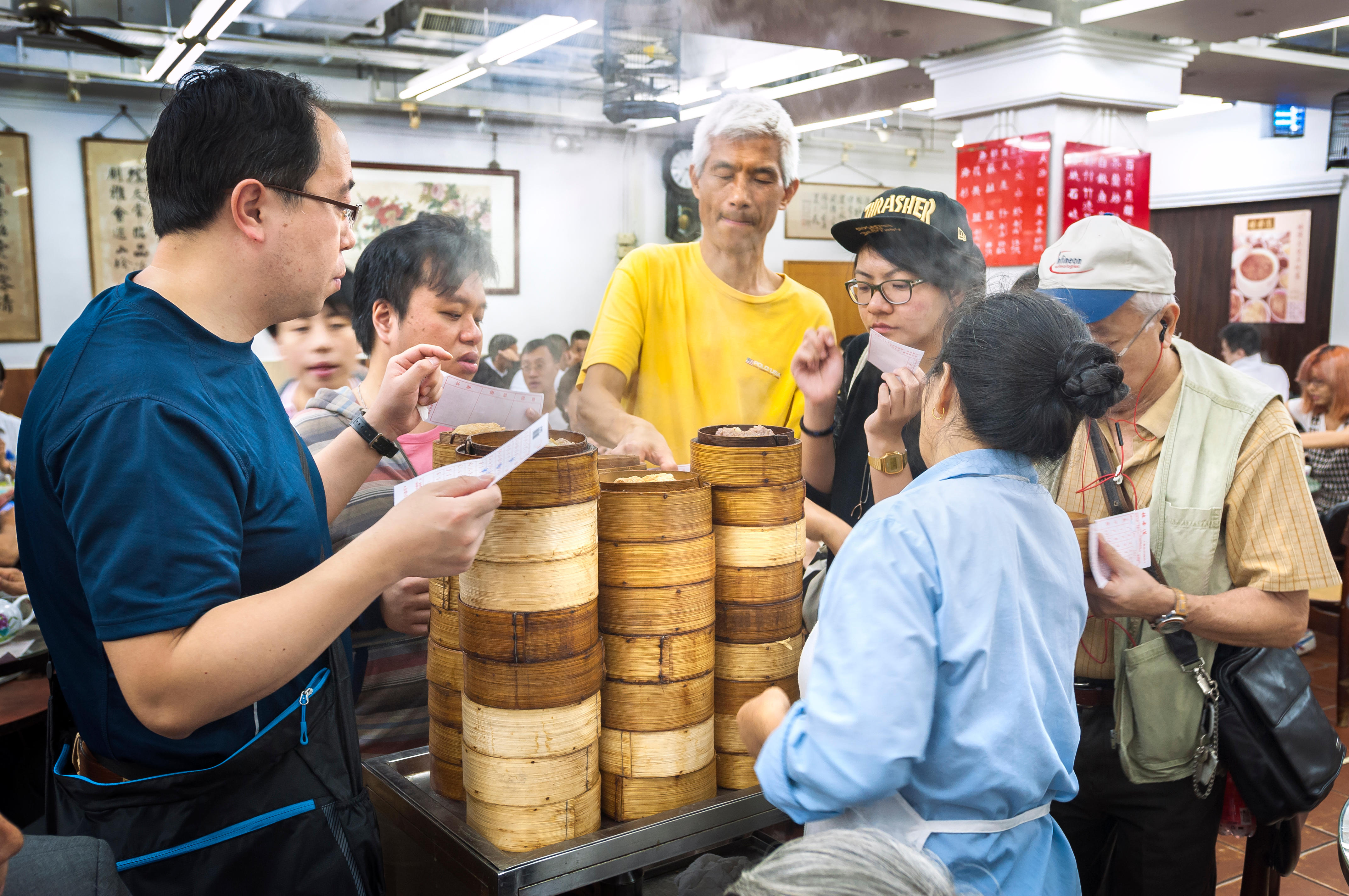 Tuck into dim sum at Lin Heung
