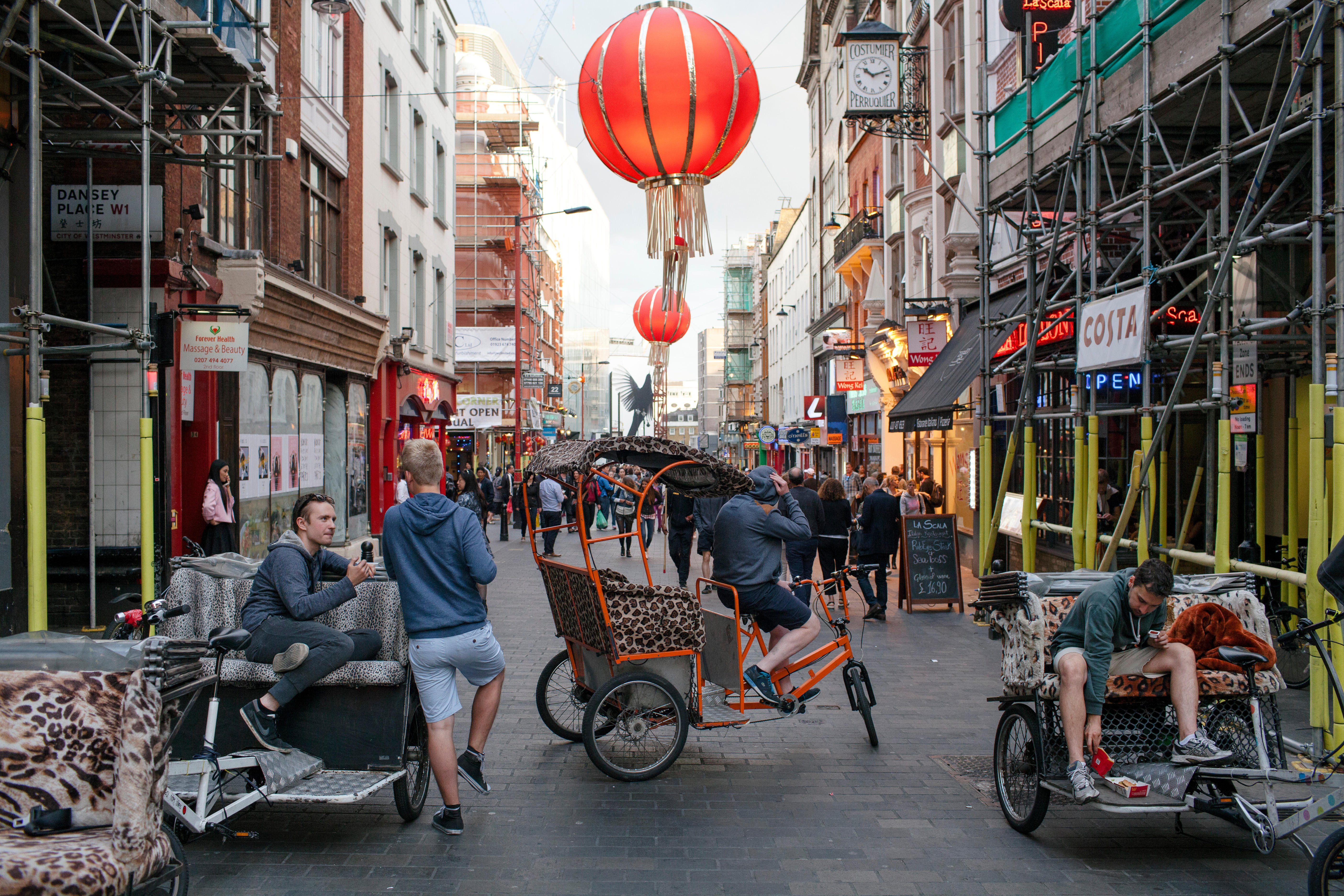 London's Chinatown moved from the East End docks to the West End in the 1950s