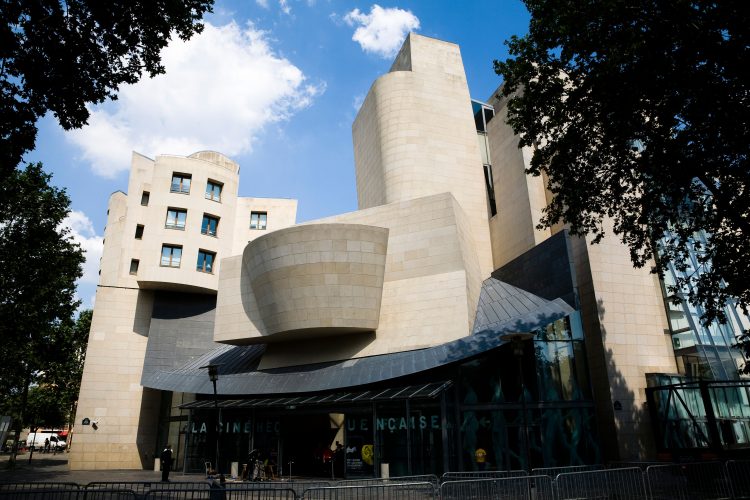 LA CINEMATHEQUE FRANEAISE, FRANK GEHRY, PARIS, FRANCE