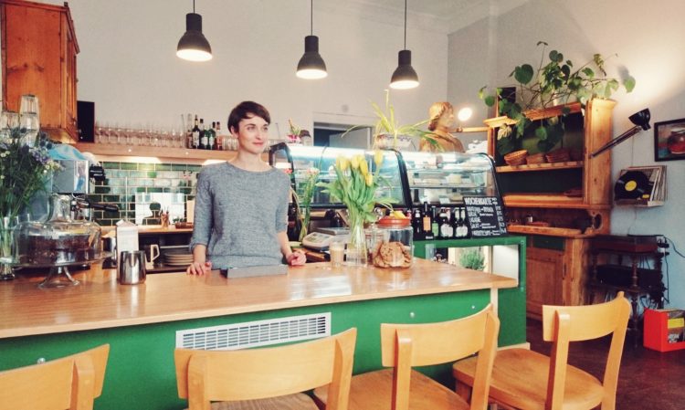 Pick up fresh bread at this café
