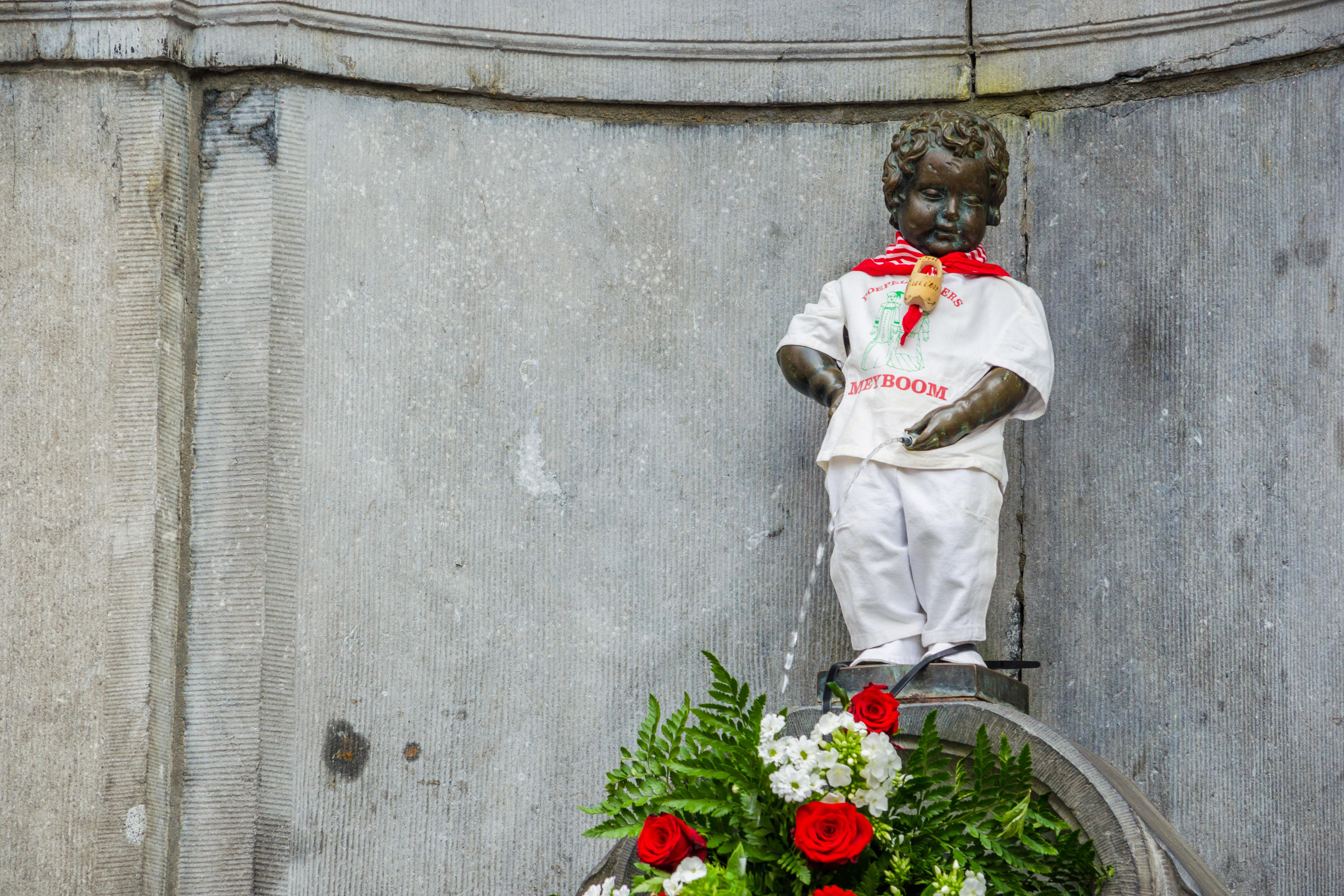 Manneken Pis statue in Brussels